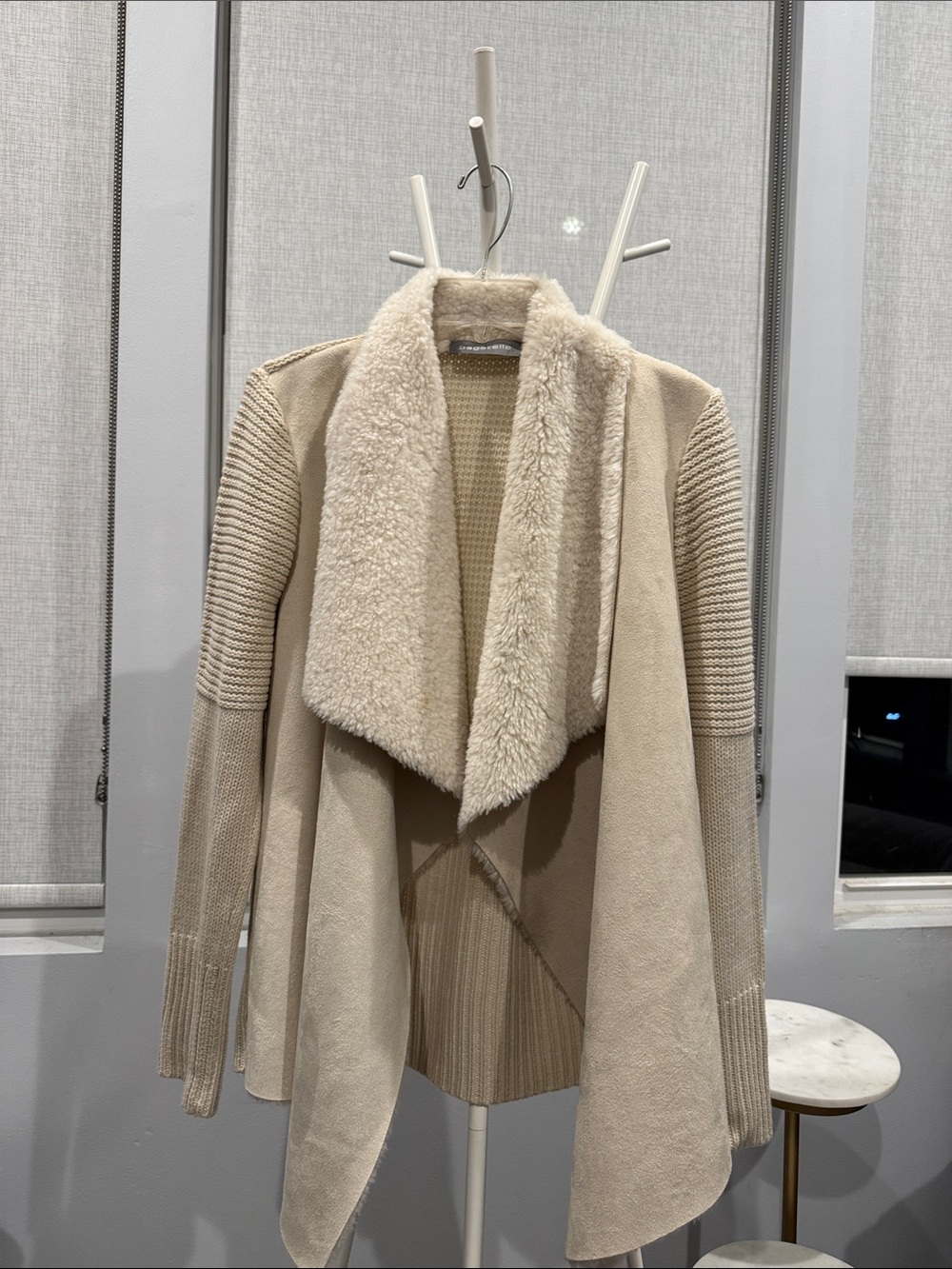 Bagatelle Women's Cream Faux-Sherpa Open Front Teddy Jacket Large